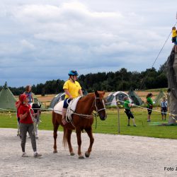 Terapiridning er en av mange aktiviteter under Ridderdagene Foto Jan Arne Dammen