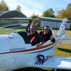 Flyger Øyvind Røkeberg og Jan Arne Dammen klare for takeoff i en Shark Aero