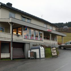 Nærbutikken i Reinli er Matkroken. Nærbutikk-dagen. Foto. Rune Larheim