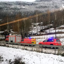 Redningsmannskaper kom fort til stedet. Foto Jan Arne Dammen