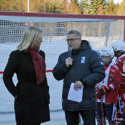 Ordfører Tore Opdal Hansen og Sandes ordfører Elin Gran Weggersrud Foto Jan Arne Dammen