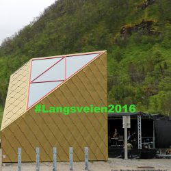 Inge Bremnes 2016 gulldassen gull-dassen nasjonal turistvei senja Berg kommune, Ersfjordstranda #Langsveien2016 Foto Roy Myrland langsveien.no