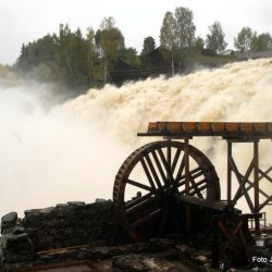 Flom kan også være vakkert som her ved Haugfossen ved Blaafarveværket Foto Jan Arne Dammen (2)