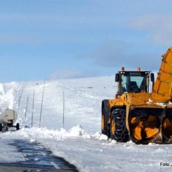 Vinterstengt Garli Båtskaret. Strenge krav til sikkerhet for trafikanter og brøytemannskaper. Foto Jan Arne Dammen