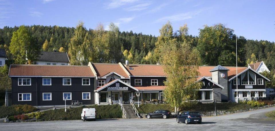 Slagkaféen holdes på Kongsberg Vandrerhjem Bergmannen, Vinjes gate 1, Kongsberg,