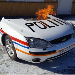Politigrill politi panser front ford mondea nord-aurdal ungdomsskole