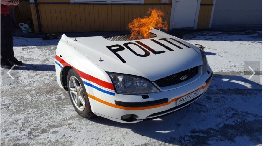 Politigrill politi panser front ford mondea nord-aurdal ungdomsskole