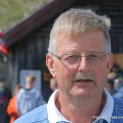 Leder i Etnedal Hesteavlslag Ole Knut Fauske kunne fortelle at det har vært hesteslipp her på Nordre Lenningen siden 1898.