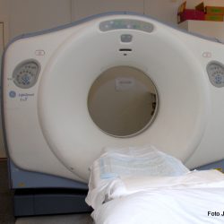 Inne på sykehuset blir det foretatt en full medisinsk undersøkelse og det tas CT eller MR av hodet for å finne ut om det er hjerneinfarkt eller hjerneblødning. Foto Jan Arne Dammen