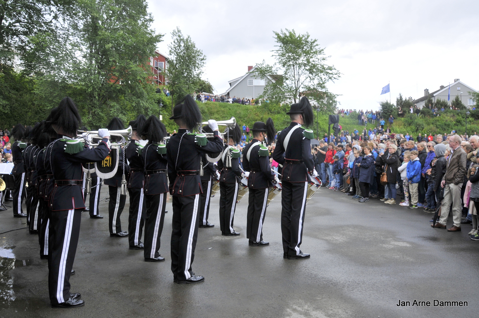 Musikktroppen består av rundt 80 vernepliktige soldater fordelt på to korps, signal korpset og hovedkorpset. Foto Jan Arne Dammen