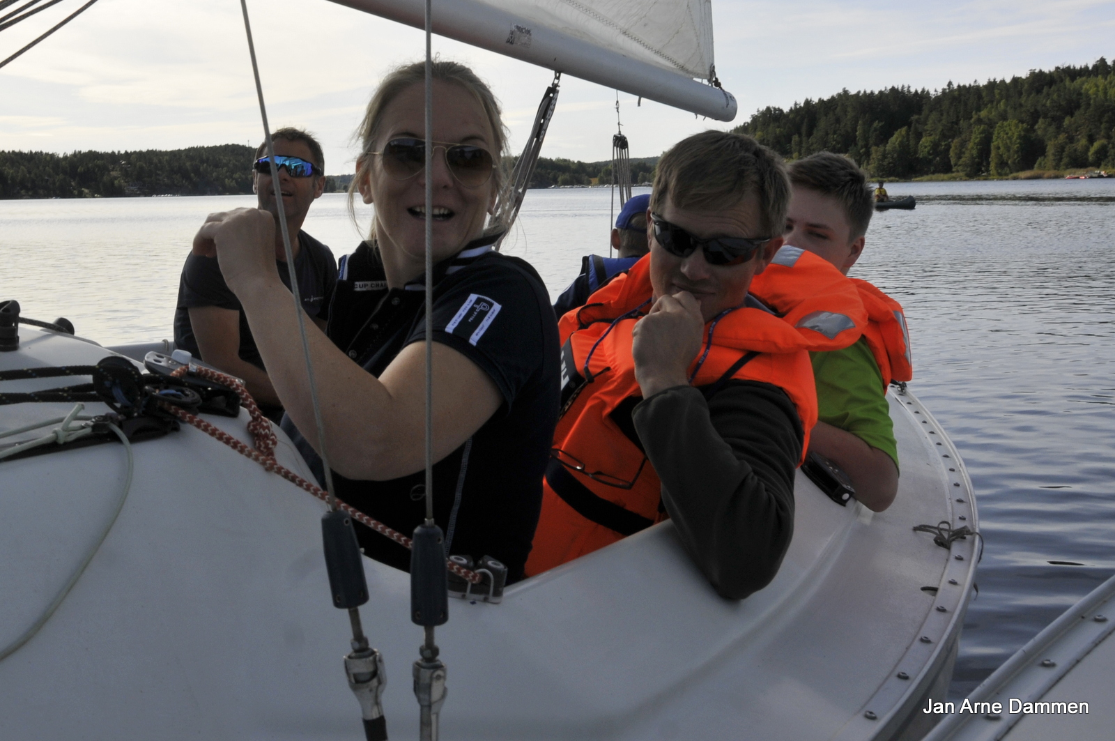 Ship og hoy, her ble nærkontakt med båten til Beate