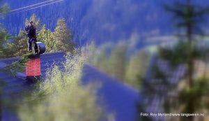 Kåre Brenden feier i Nord-Aurdal kommune feiervesnet, pipe fo