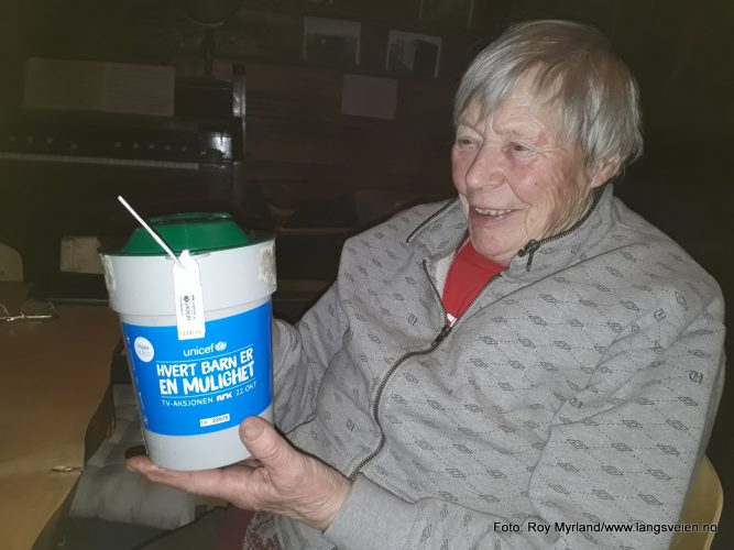 Ragnhild Kjørli TV-aksjonen 2017 UNICEF NRK Valdres Skrautvål Døvre gamle Skule Grendelag Skrautvål Foto Roy Myrland