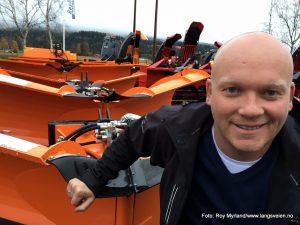 Nils Jakob Røsholt, Røsholt maskin lardal foto roy myrland snøen