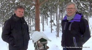 Småfuglene. -Titus Overdevest og Trond Øygarden i Skrautvål 8. februar 2018. Fot og videoproduksjon Roy Myrland/ www.langsveien.no