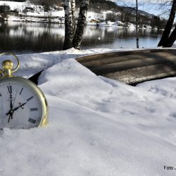 Etter en lang vinter som ennå holder stand ser vi fram til sommertid og lange lyse kvelder. Foto Jan Arne Dammen