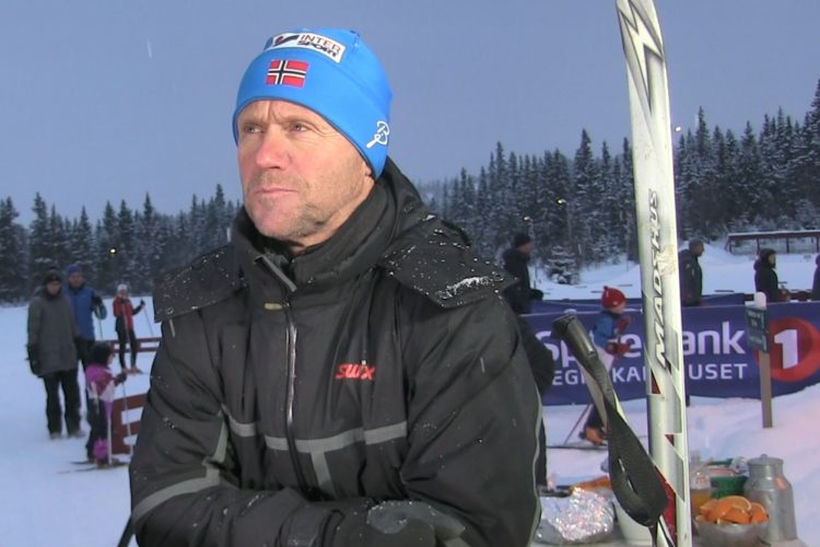 Kåre Strande ournalist i avisa valdres skrautvål foto Roy Myrland