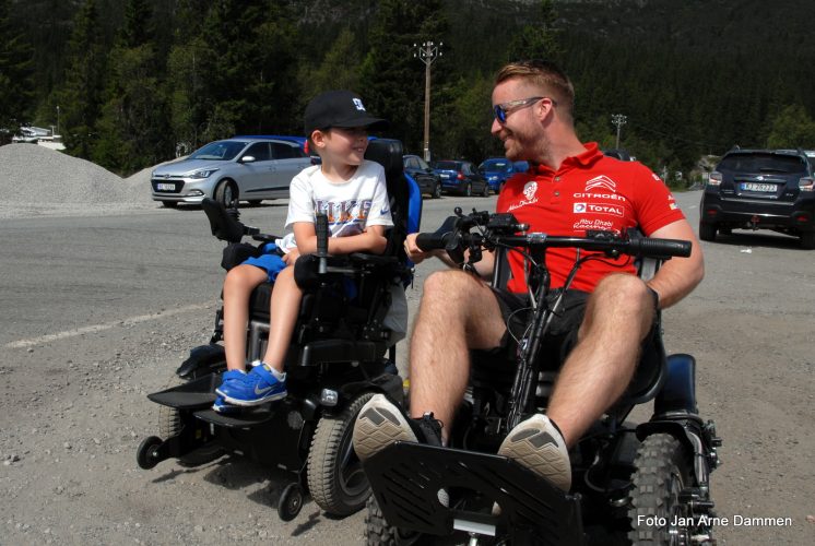 Det gjør seg ikke sjøl - smil og glede på Mountain Rally rullestol