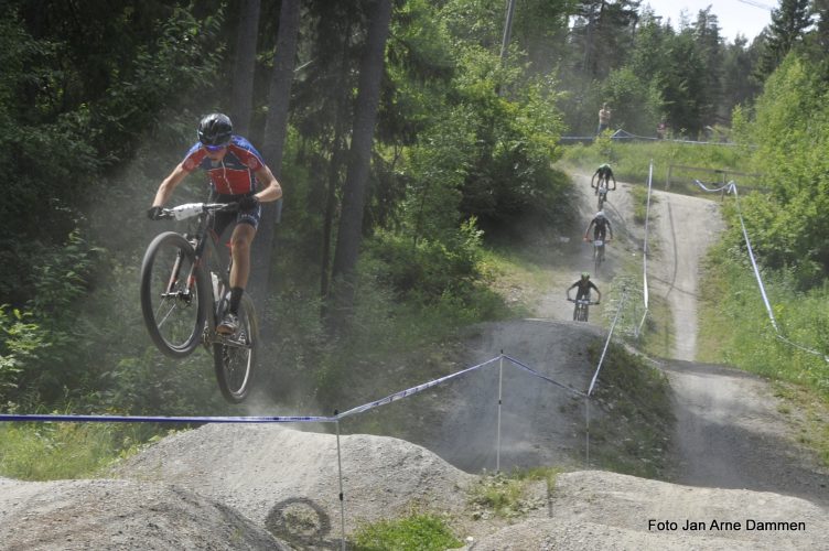 Norges Cup rundbaneritt på Konnerud - Bildeserie