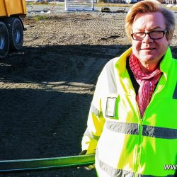 Arne Nerhus, Stavern.  -Bygger marina, slipp, bobilparkering og bobilhotell.