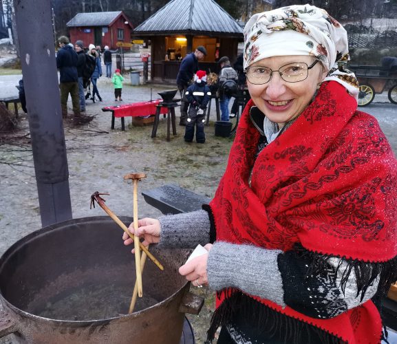 Trøllkjerring Oddrun Ellen Hegge Valdres Folkemuseum Foto Roy Myrland