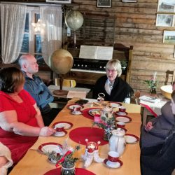 Det vakraste frå Valdres. -Eventyr om spelemann frå Vang