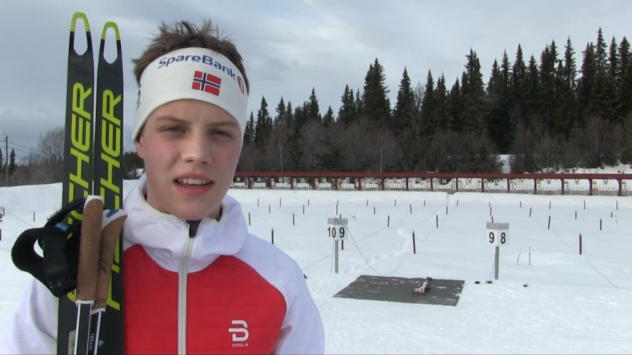 Tobias Gigstad Bergene liker motbakker og moro med venner.