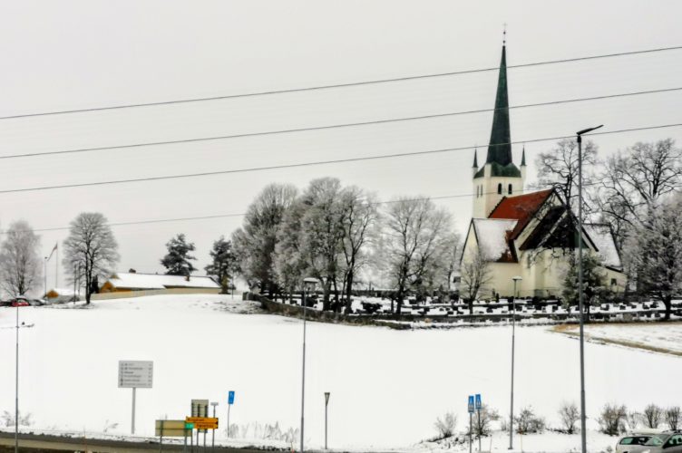 Prestekona skjenket svensk oberst "drita"!