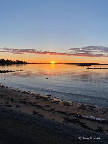 Vidunderlig solnedgang over Ubbeskjær i Helgeroa. Men, ...