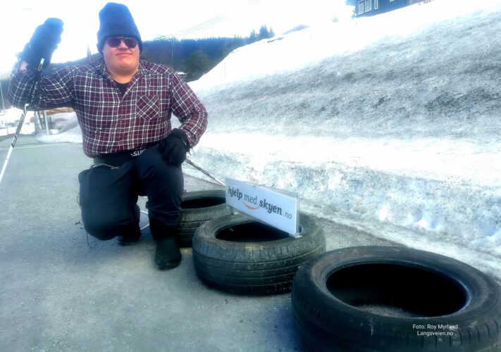 "Hjelp med skyen" langs fylkesveien