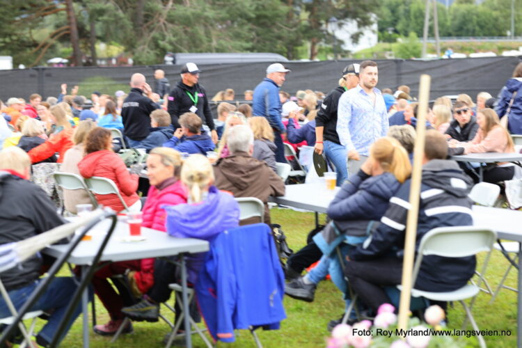 42 foto og 7 videoer fra Trollrock i Parken 2021på Fagernes