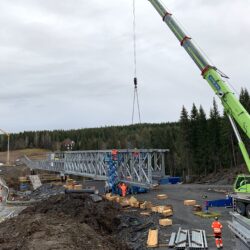 Snart slutt på flaskehalsen på E6 -monteringen av ny bru i gang