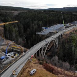 Endelig slutt på flaskehalsen  -nå åpner E6 Stavåbrua