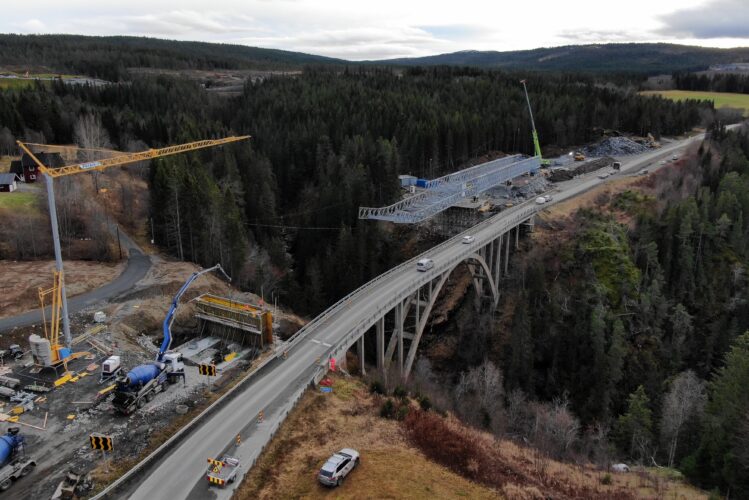 Endelig slutt på flaskehalsen  -nå åpner E6 Stavåbrua