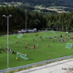 Emanuel Desperados kommer ikke, men direktesendt fotballkamp blir det likevel fra Øystre Slidre 19. mai.