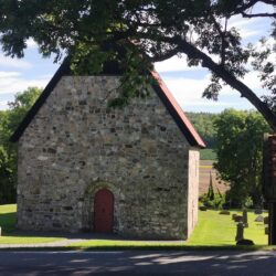 Hva kobler 10. august med "kaffe Lars", Munkholmen, Berg kirke og vinterværet?