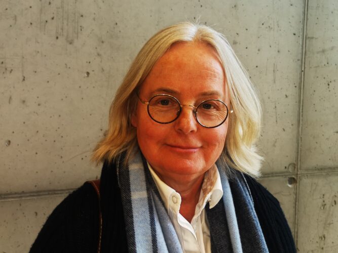 Hør hele Ingeborg Solbrekken sitt foredrag om boka "Jøden Og Jorden"