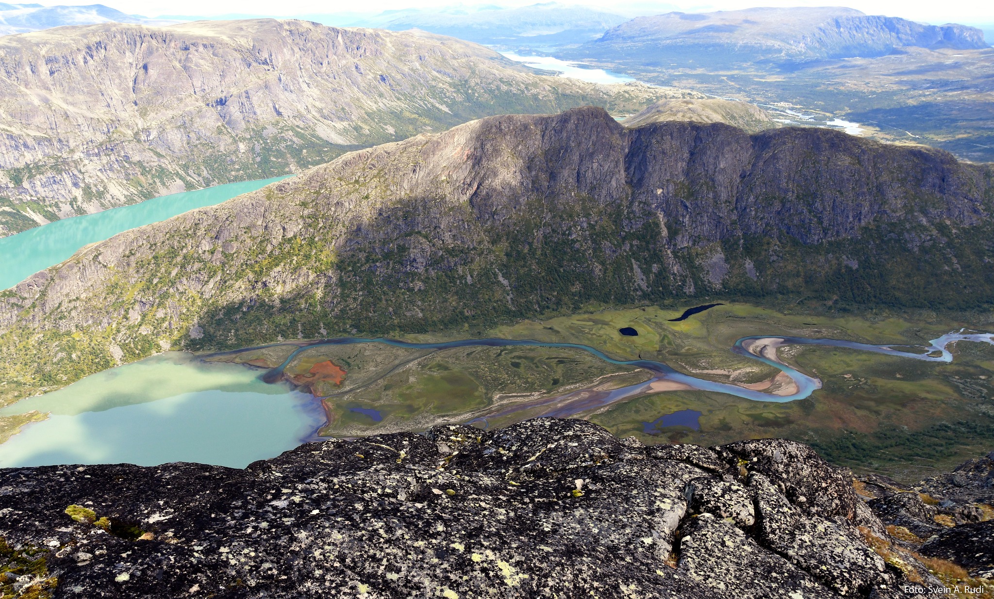 Øvre Leirungen og Knutshøe (1517 moh)