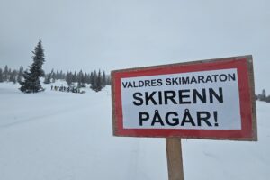 90 bilder og video med dugnadsfolk og skiløpere av ypperste klasse i Valdres Skimaraton