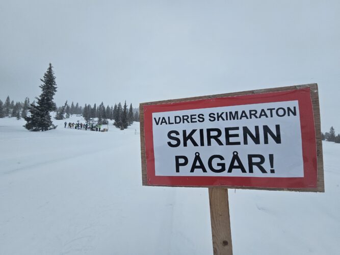 90 bilder og video med dugnadsfolk og skiløpere av ypperste klasse i Valdres Skimaraton