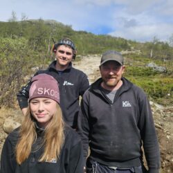 Full fart for fjellfolket ved Gjende.