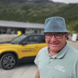 Fjellfolk ved Gjende, -Fjellvert og fotballentusiast.
